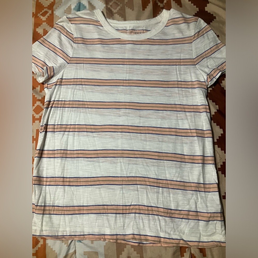 GAP Women’s forever soft tee shirt NEW M